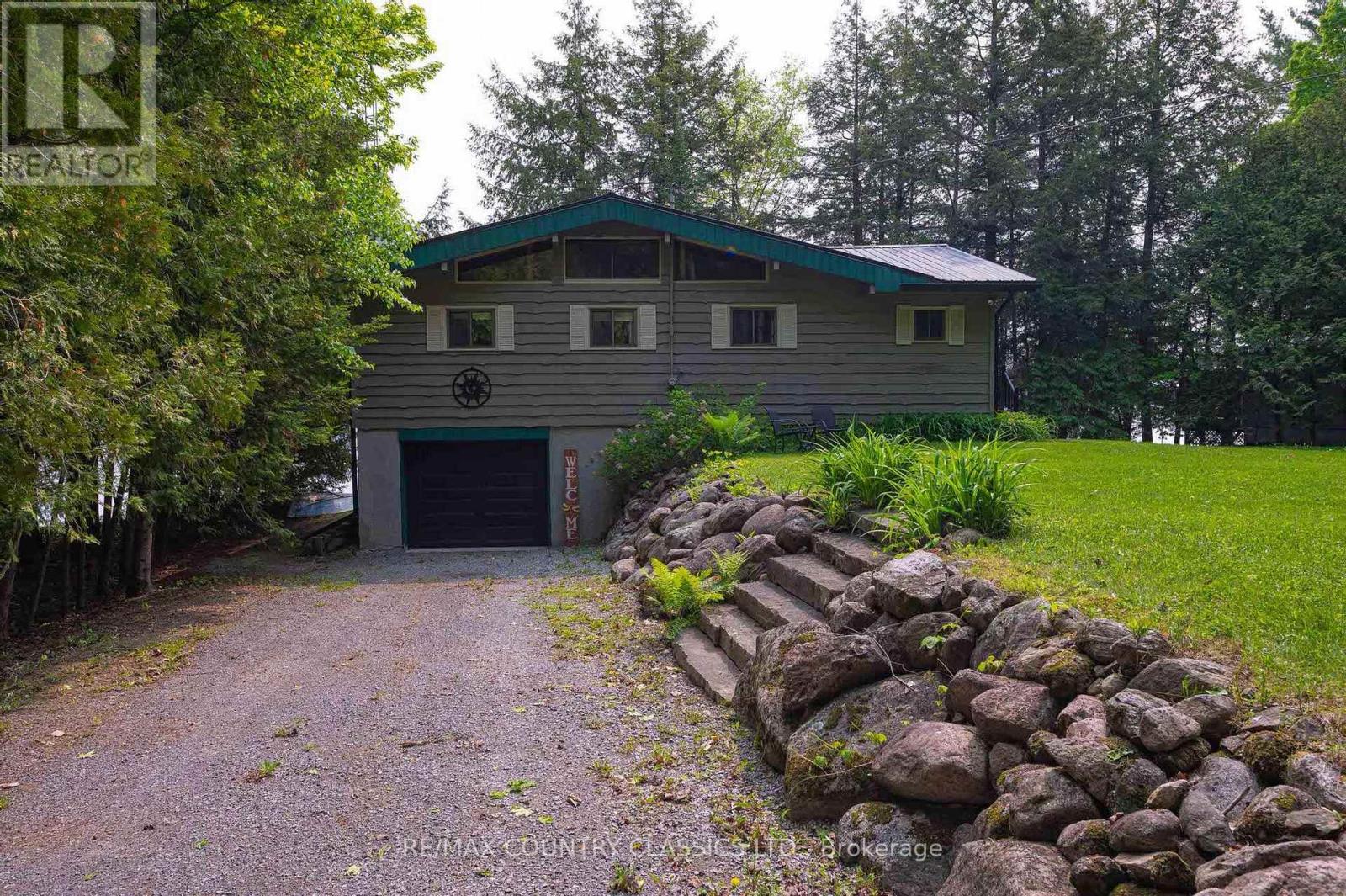 217 Moffat Road Property Photo 1