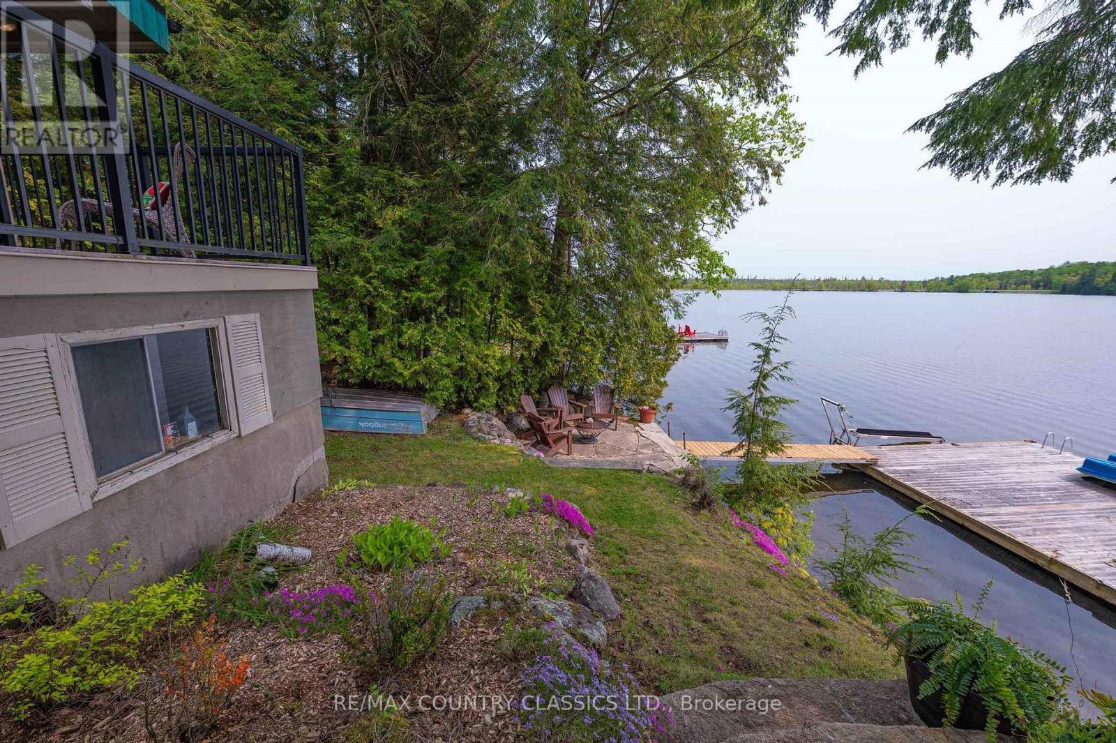 217 Moffat Road Property Photo 10