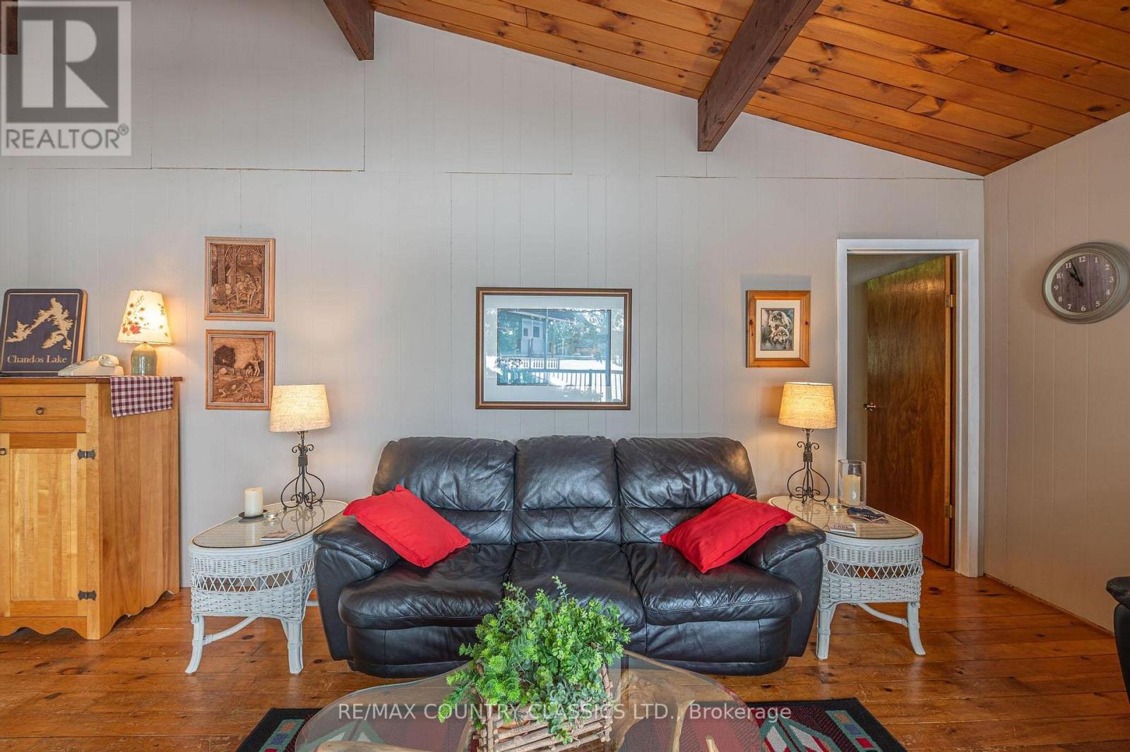 217 Moffat Road Property Photo 35