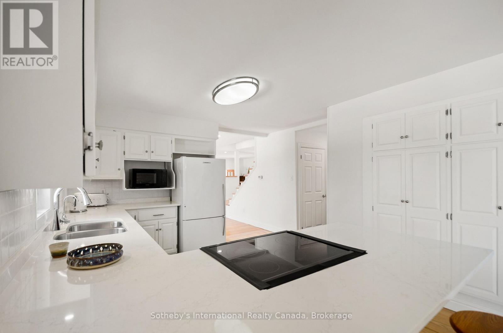 158523 7th Line N Property Photo 10