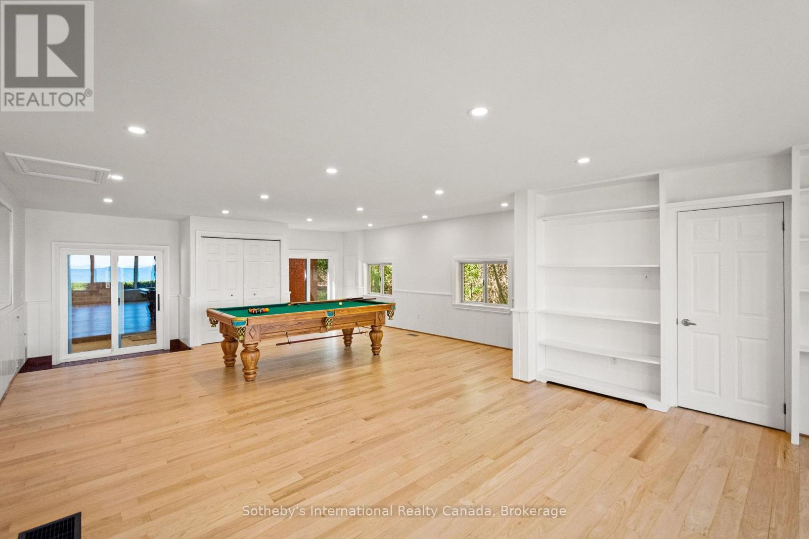 158523 7th Line N Property Photo 13