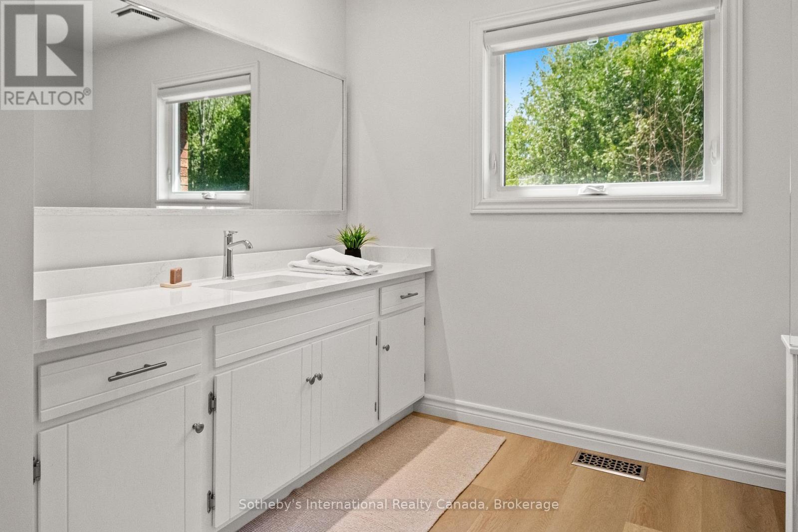 158523 7th Line N Property Photo 23