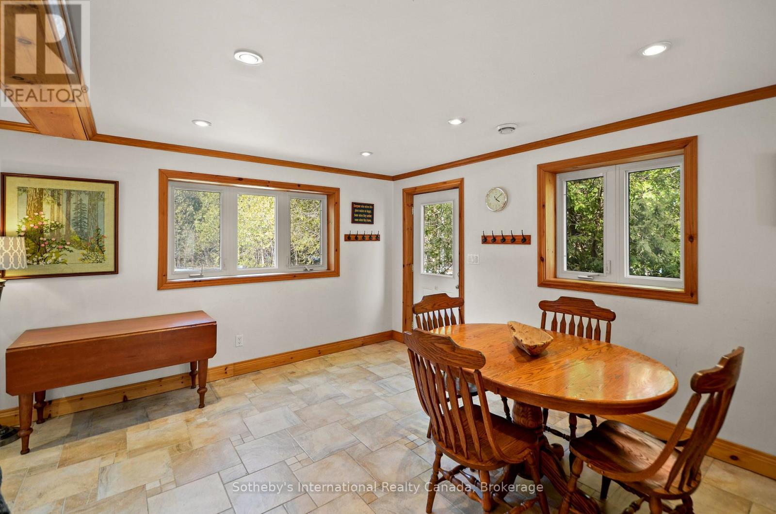 158523 7th Line N Property Photo 30