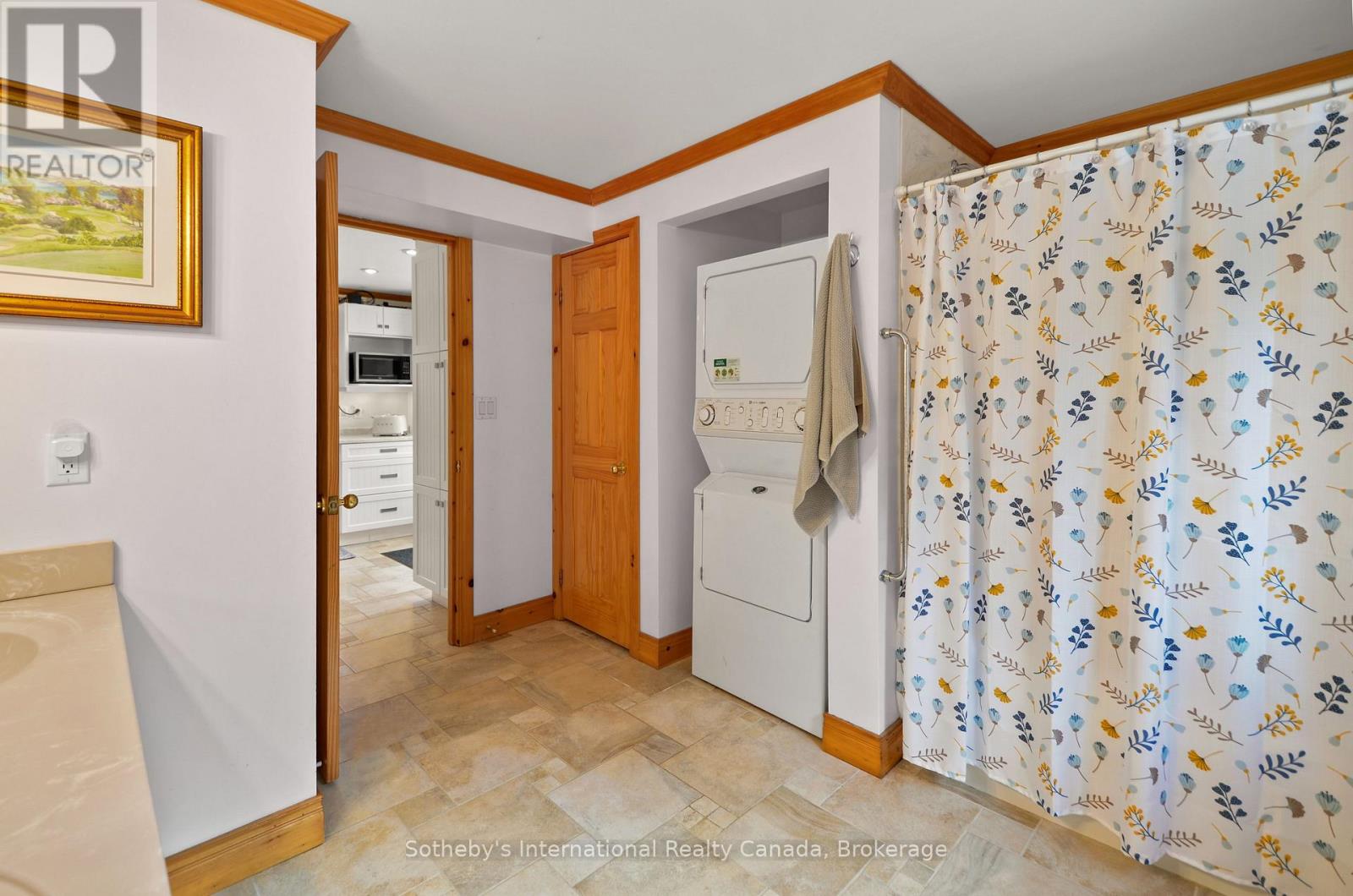 158523 7th Line N Property Photo 32
