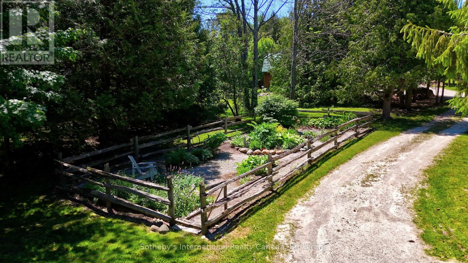 158523 7th Line N Property Photo 48
