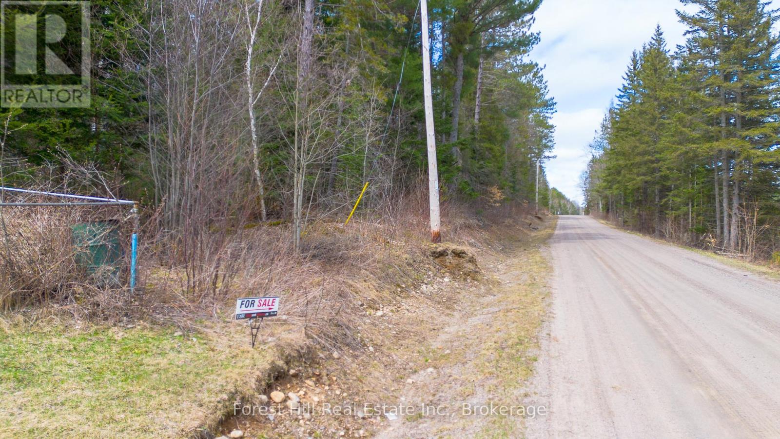 1160 Chetwynd Road S Property Photo 16