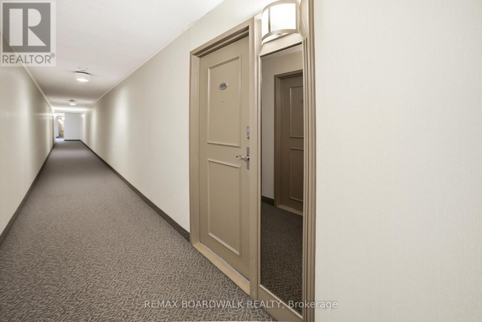 1408 - 1705 Playfair Drive Property Photo 16