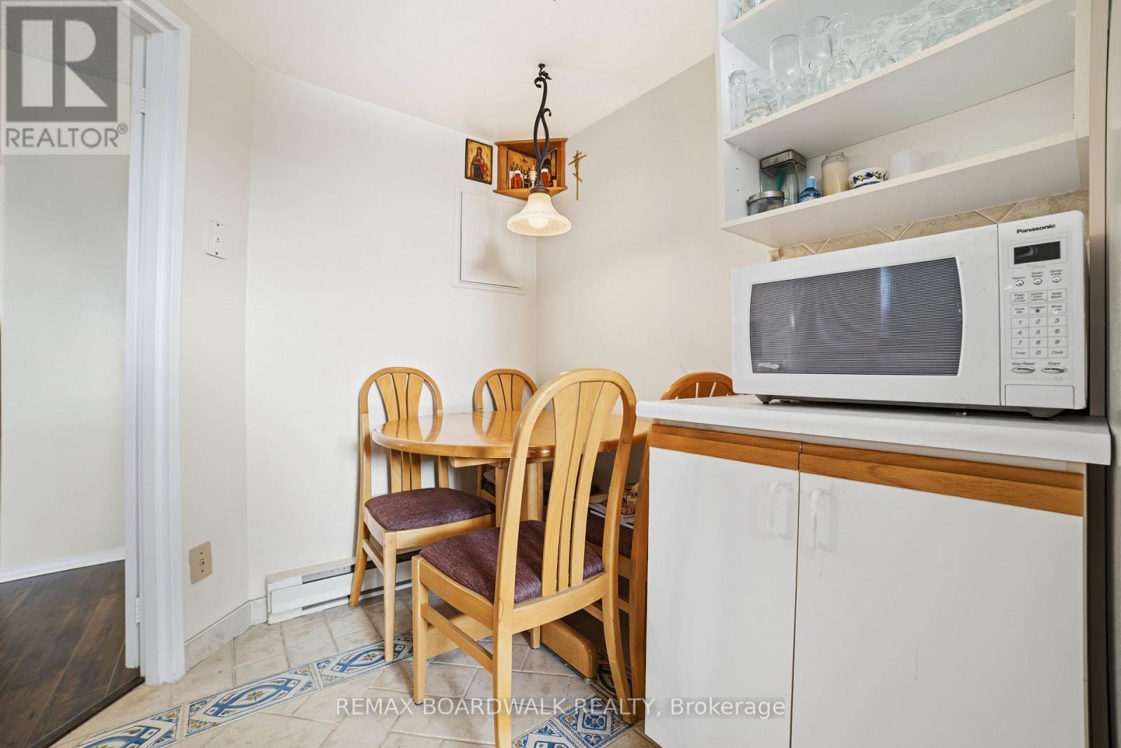 1408 - 1705 Playfair Drive Property Photo 26