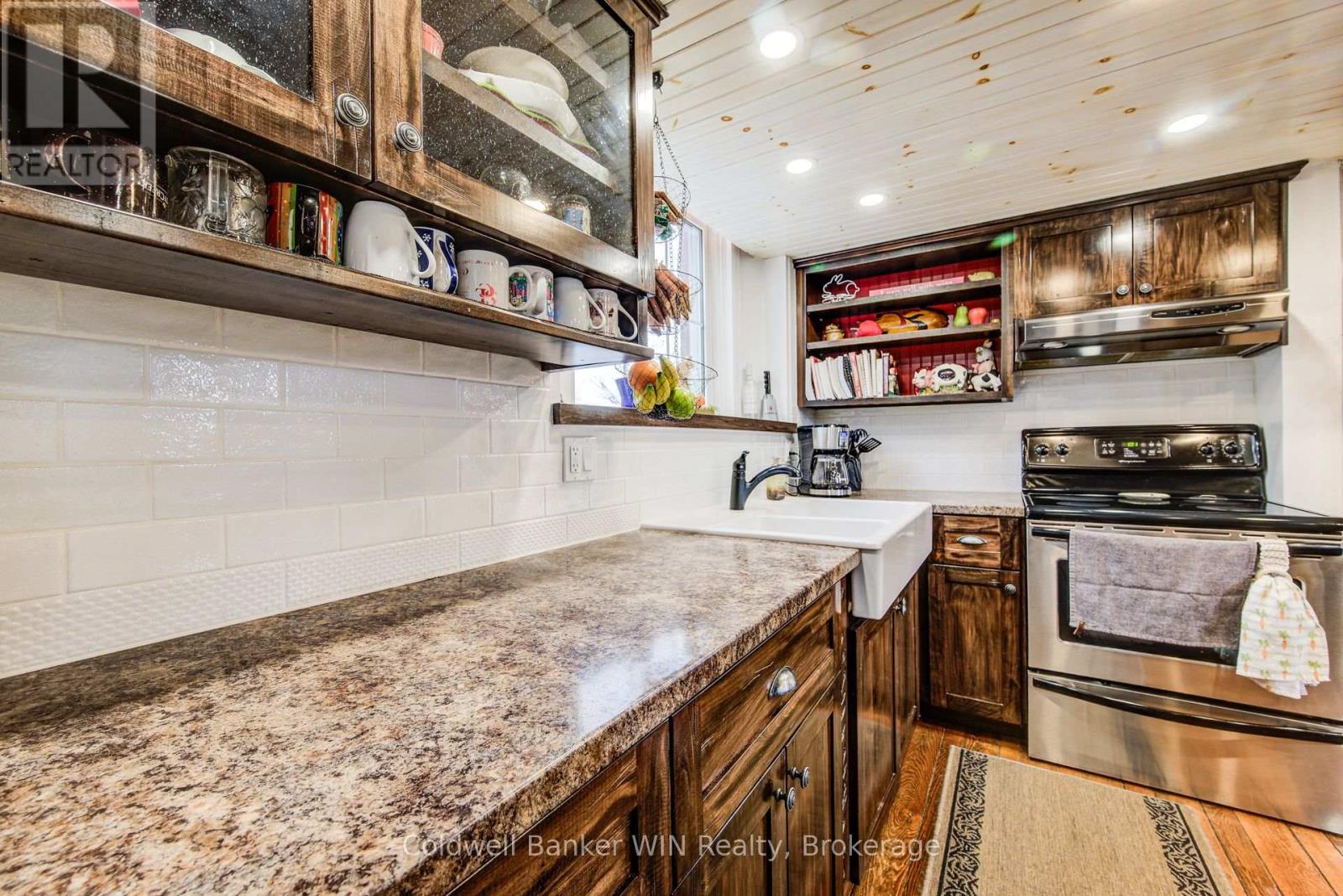 392774 Southgate 39 Side Road Property Photo 11