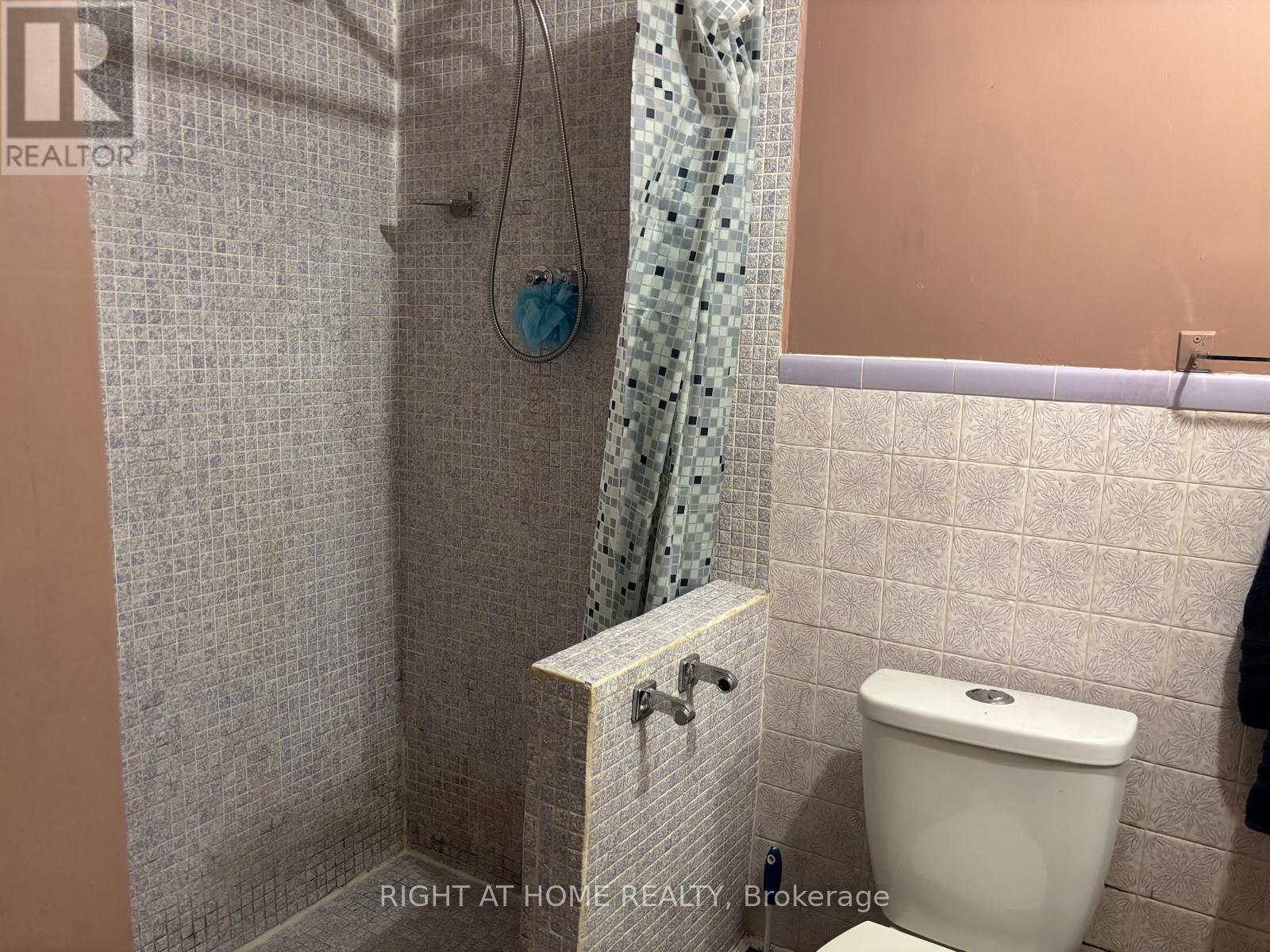1224 Dunsmure Road Property Photo 13