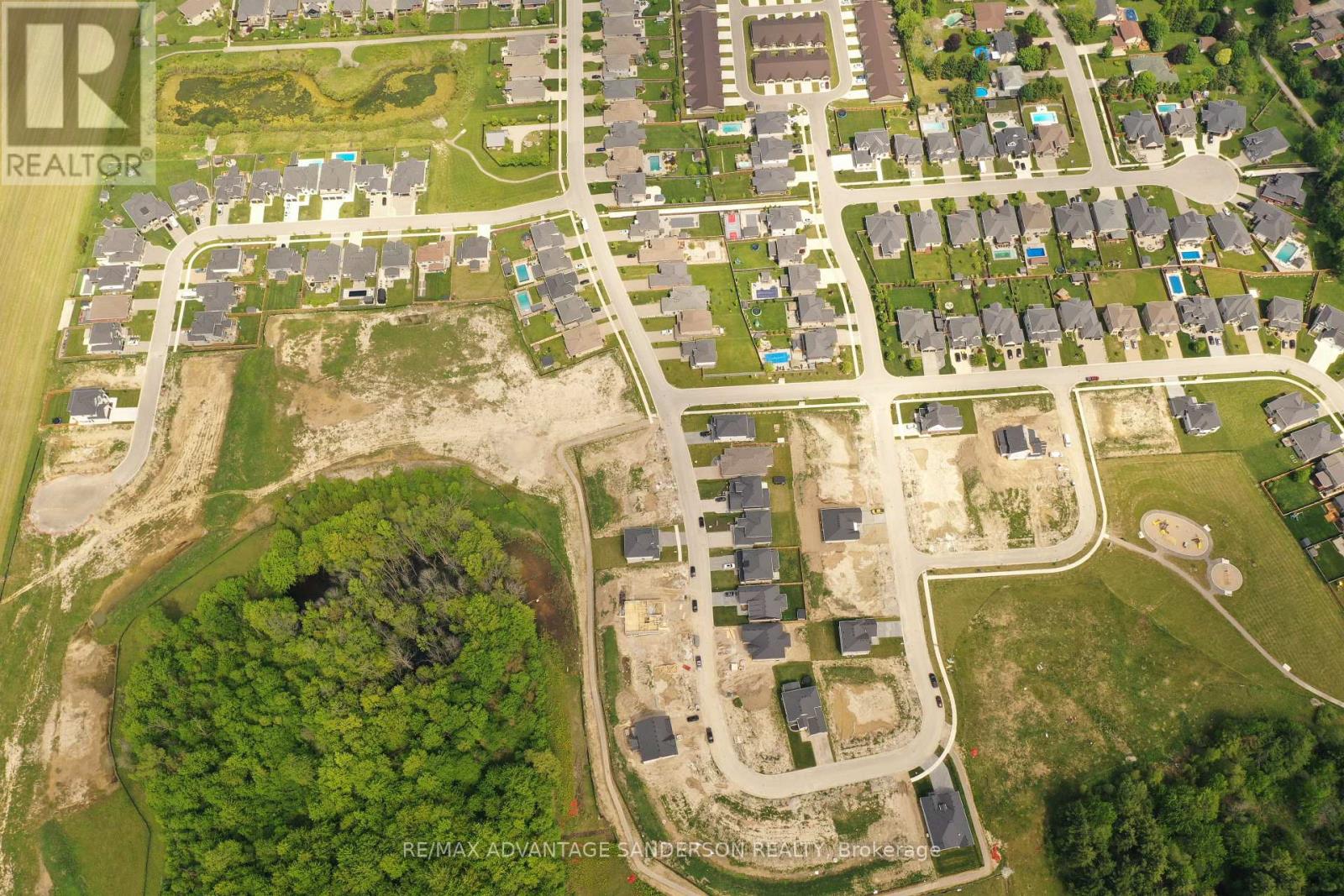 174 Timberwalk Trail Property Photo 5