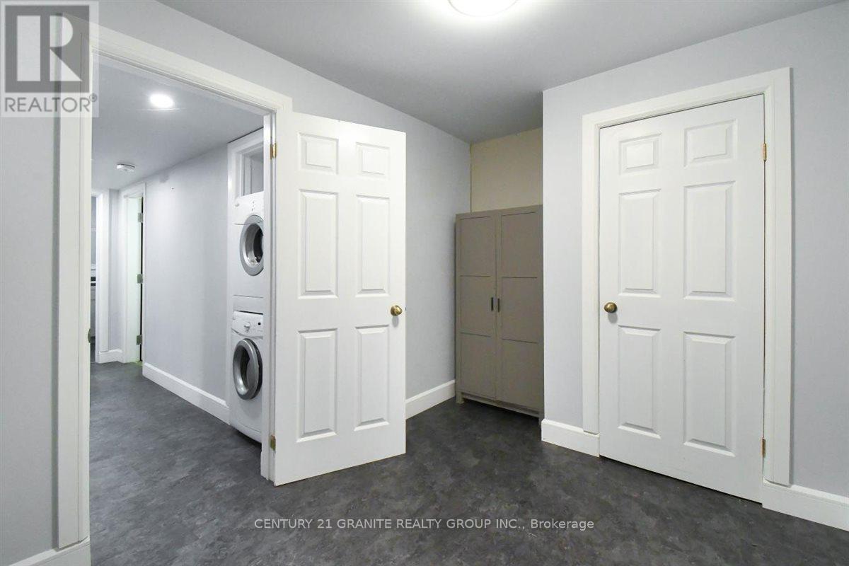 194 Hastings Street N Property Photo 13