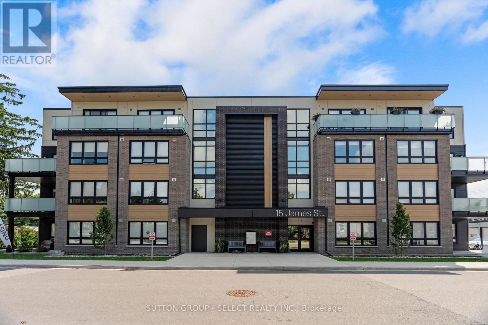 305 - 15 James Street Property Photo 1