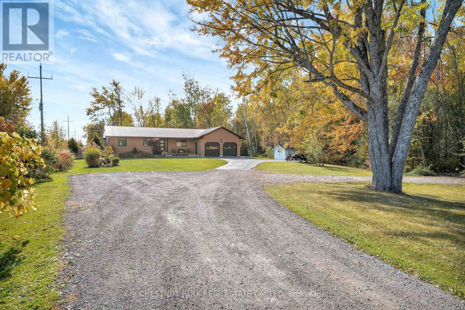 407 County Road 4 Property Photo 3
