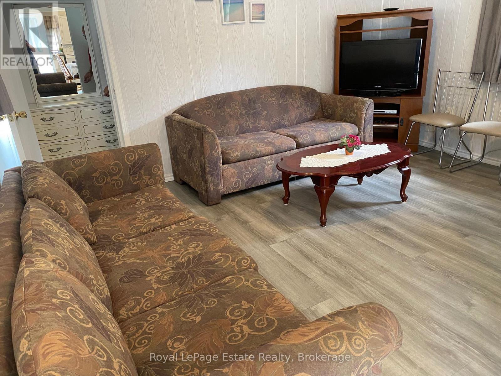 104 Third Avenue N Property Photo 11
