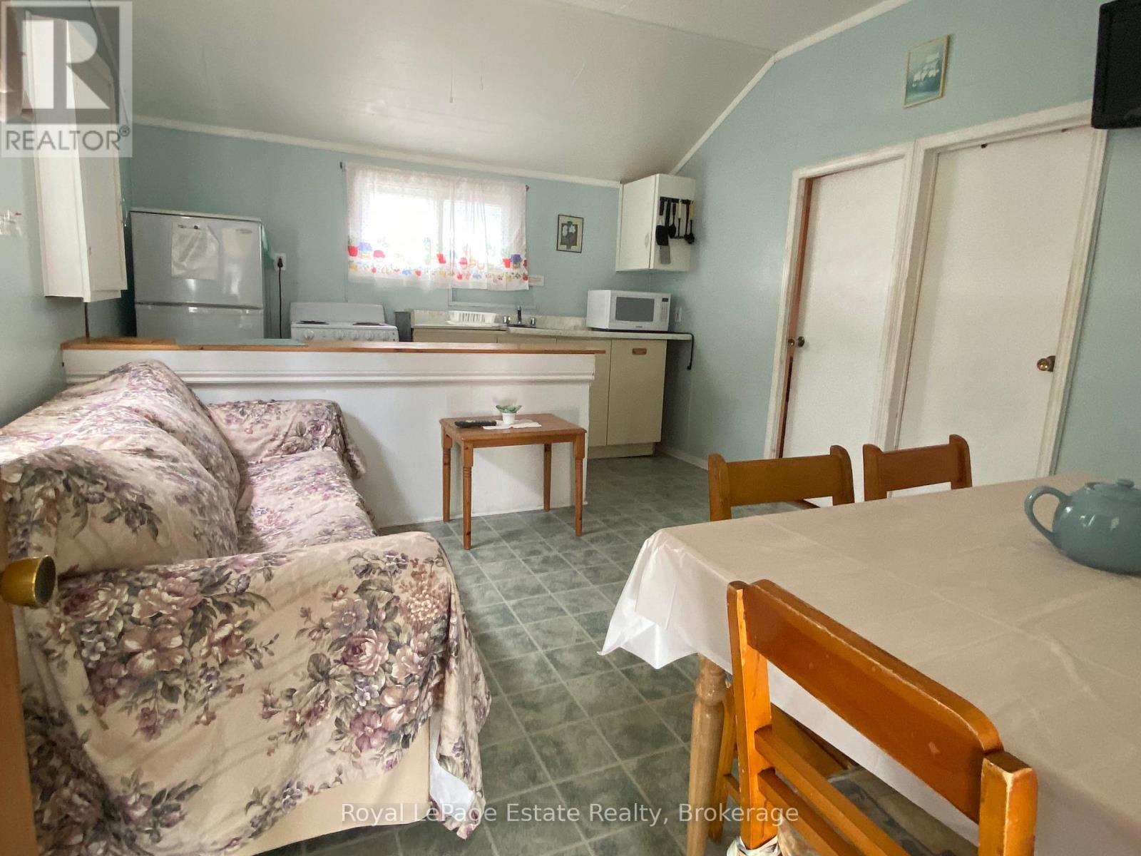 104 Third Avenue N Property Photo 12