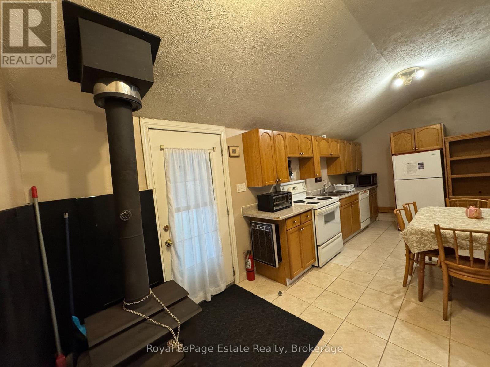 104 Third Avenue N Property Photo 18