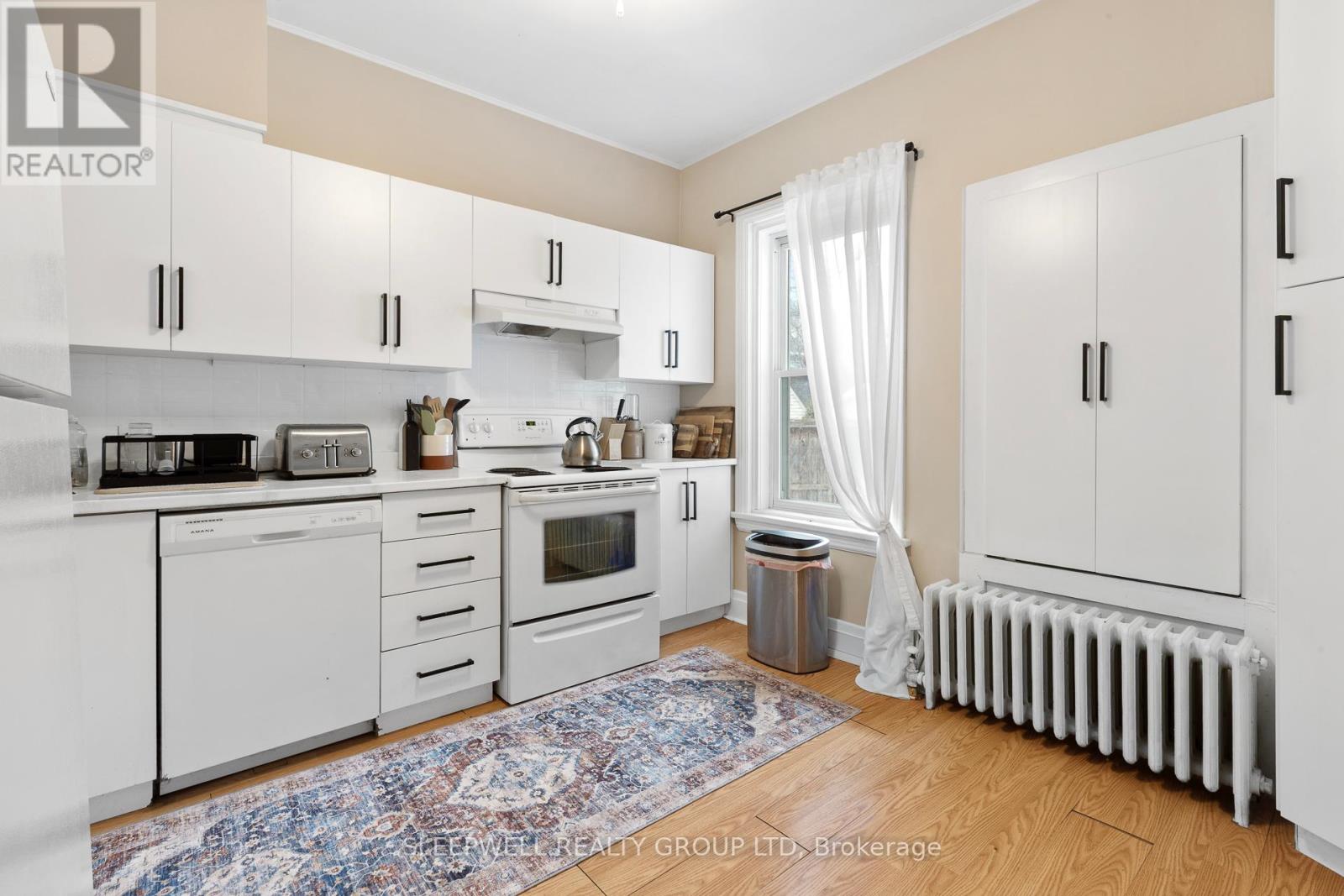 84 Fourth Avenue Property Photo 7