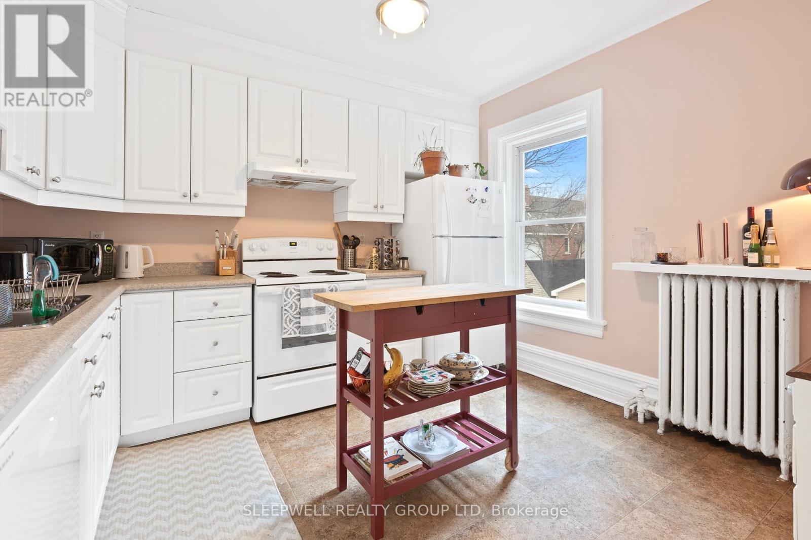 84 Fourth Avenue Property Photo 12