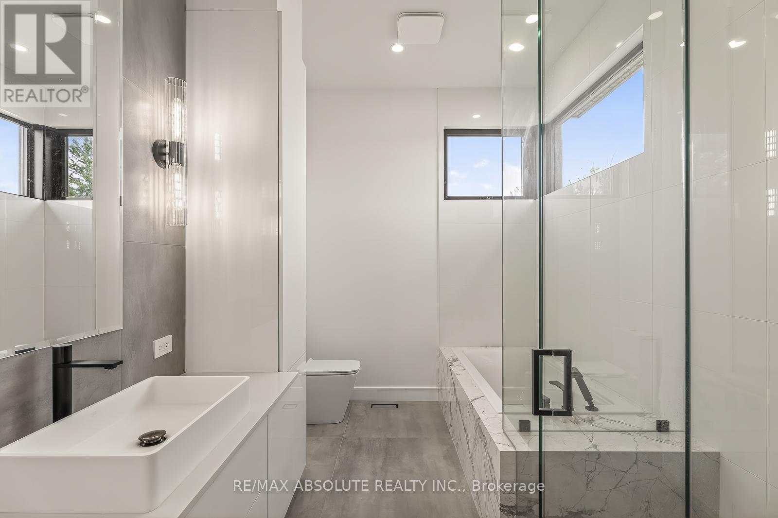 553 Shoreway Drive Property Photo 36