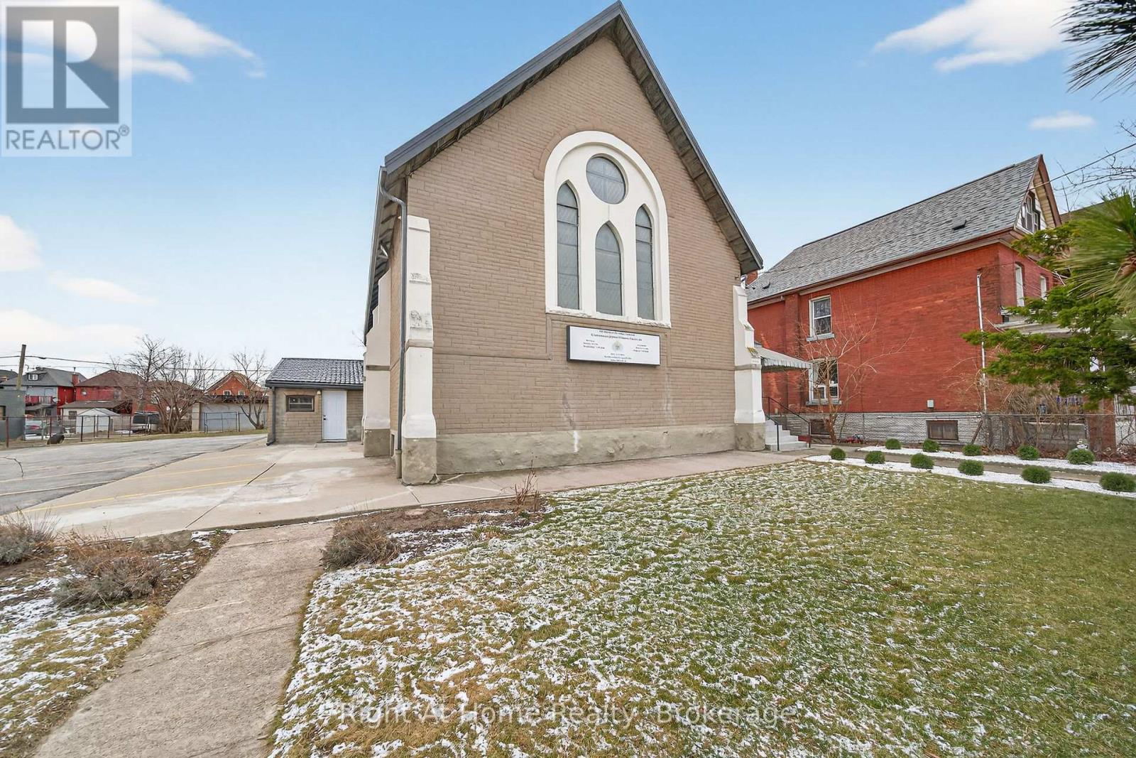 50 Earl Street Property Photo 12
