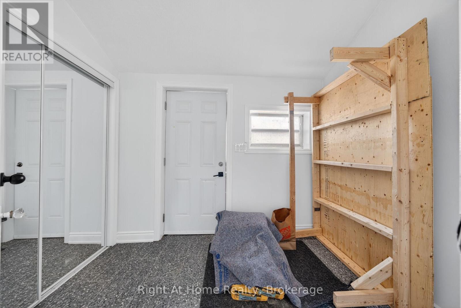 50 Earl Street Property Photo 14