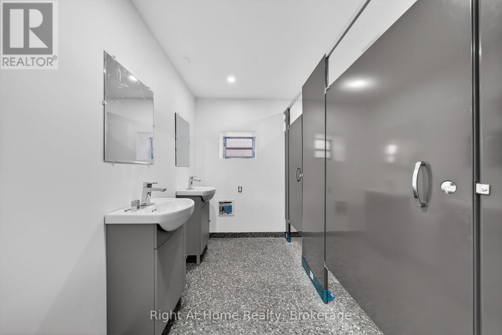 50 Earl Street Property Photo 26