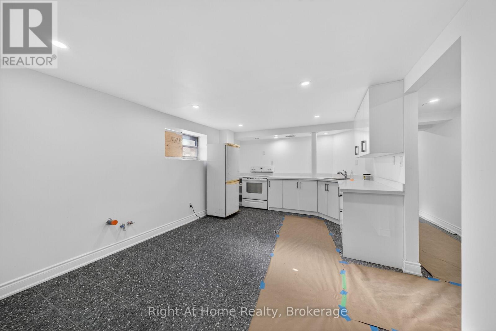 50 Earl Street Property Photo 30