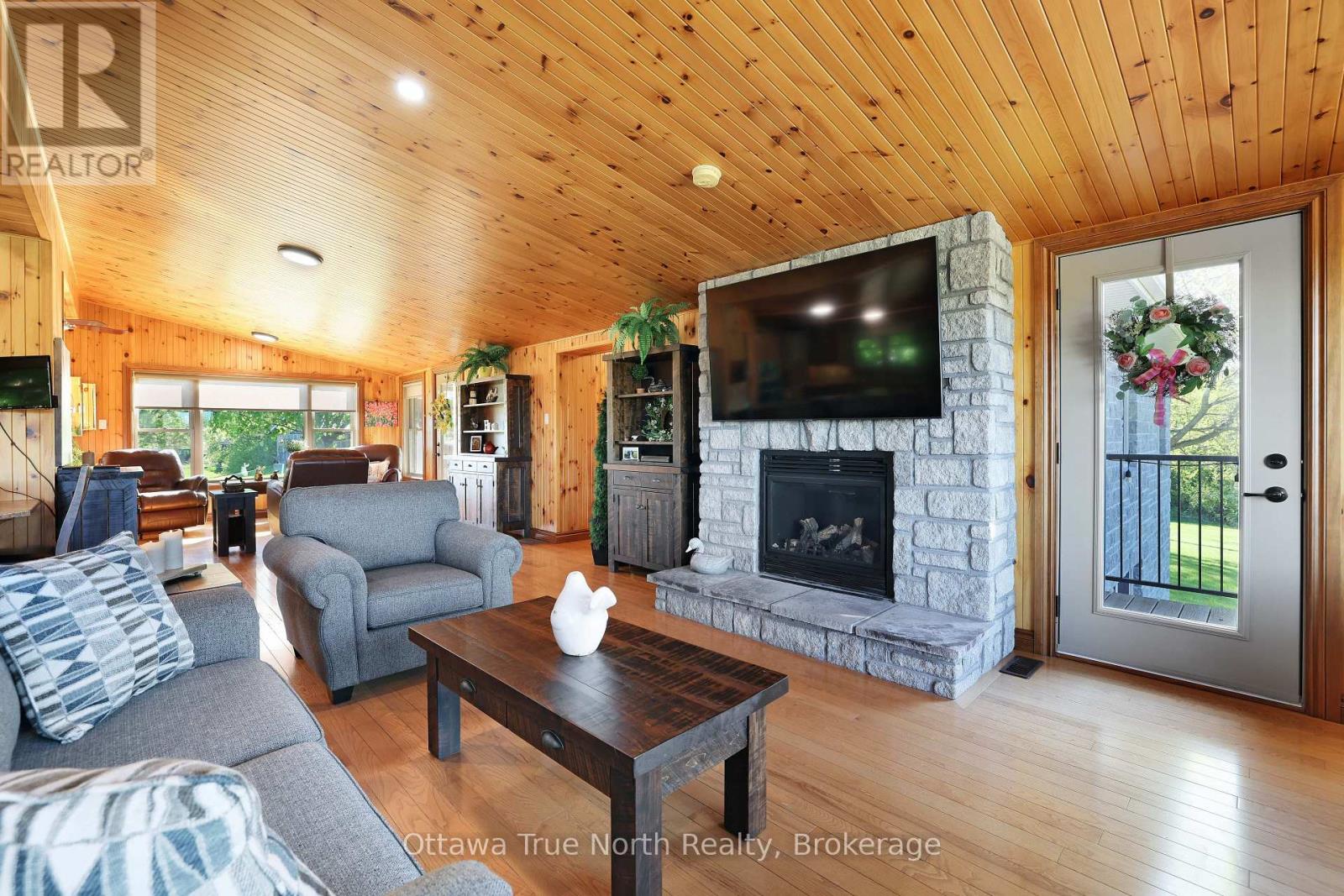 3376 Burnstown Road Property Photo 12