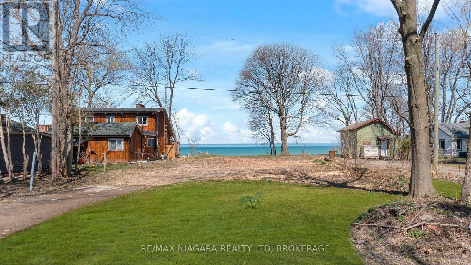 1204 Lakeshore Road W Property Photo 6