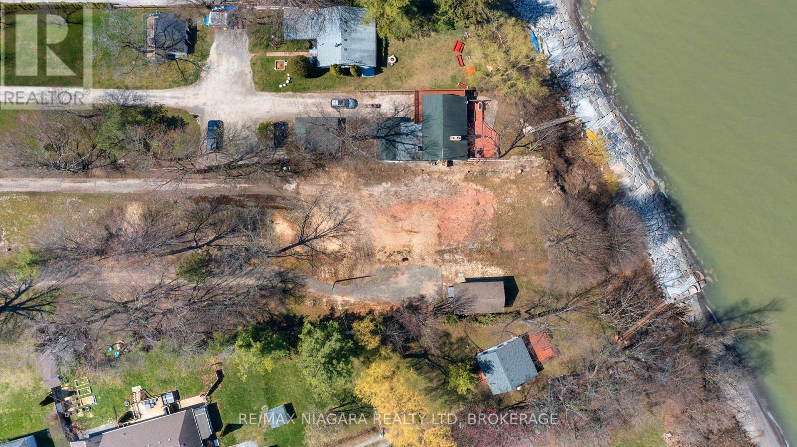1204 Lakeshore Road W Property Photo 10