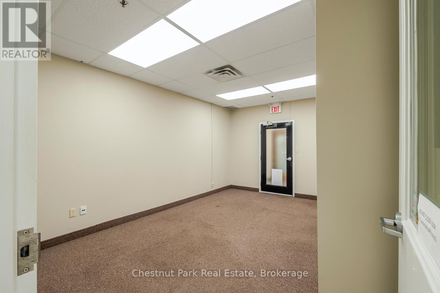 24 - 945 3rd Avenue E Property Photo 5