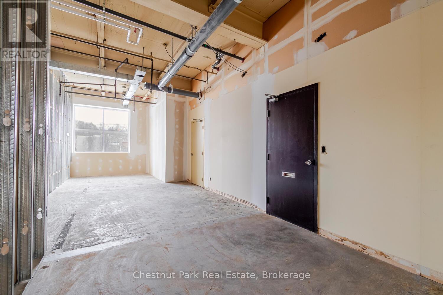 215c - 945 3rd Avenue E Property Photo 3