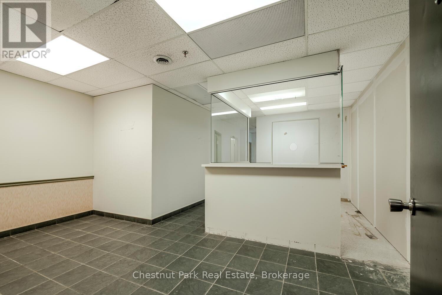 226 - 945 3rd Avenue E Property Photo 3