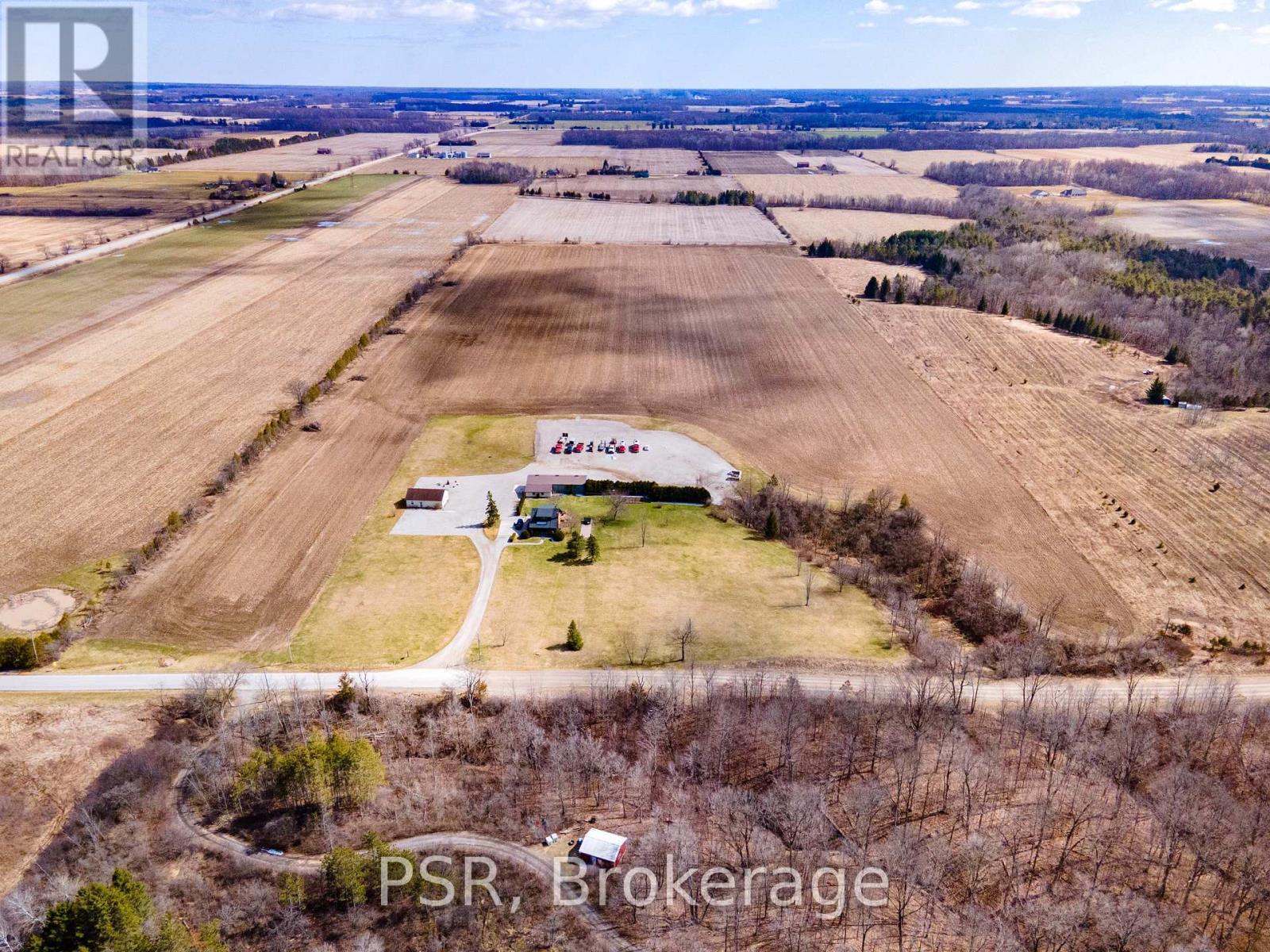 23247 Beattie Line Property Photo 1
