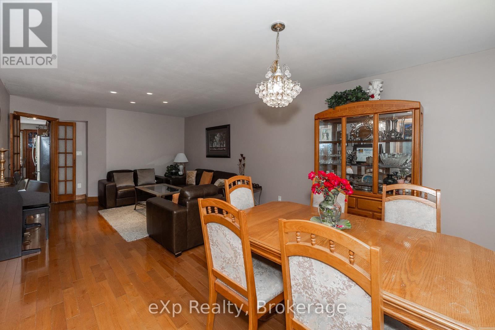 910 26th Street E Property Photo 15