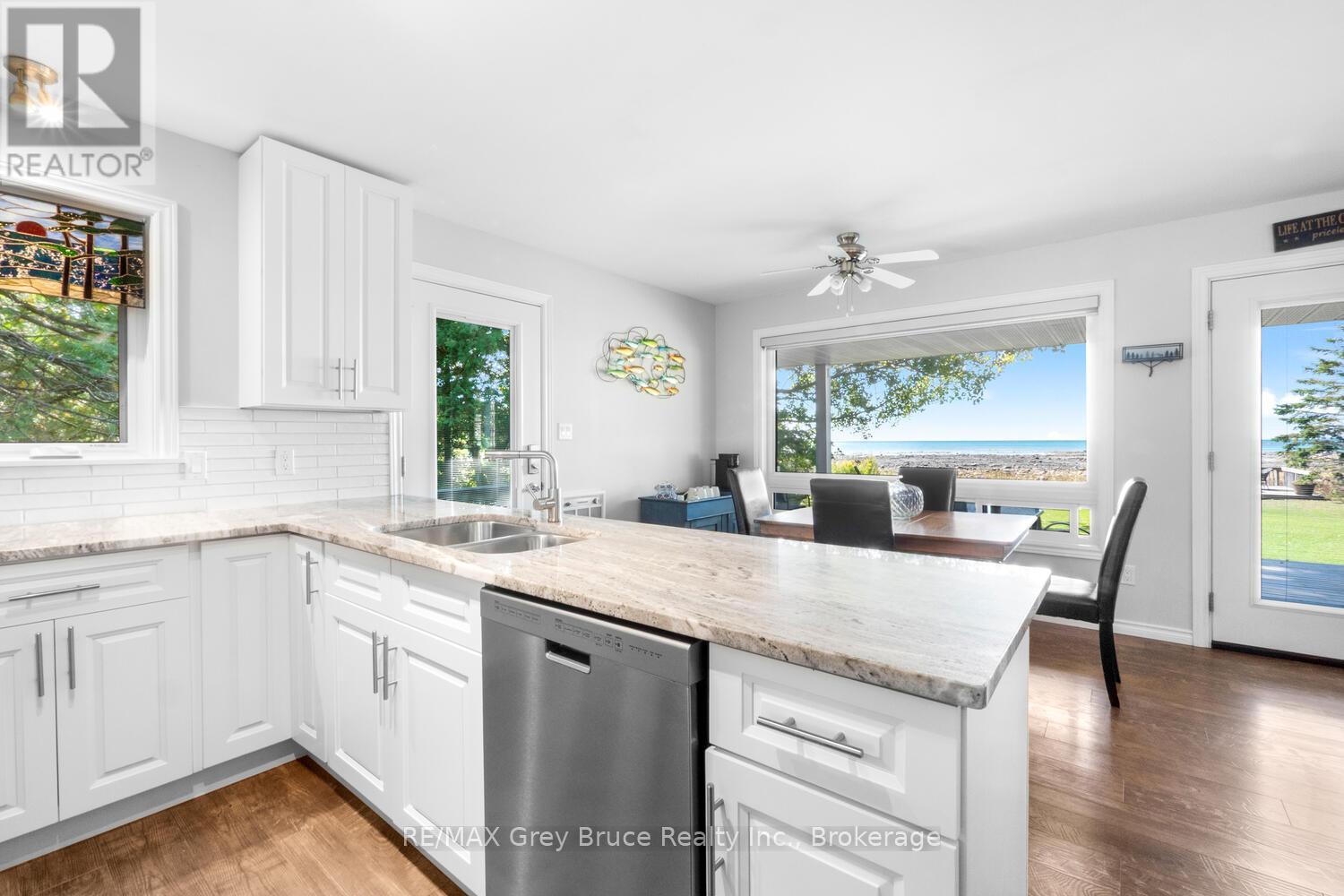 1208 Sunset Drive Property Photo 14