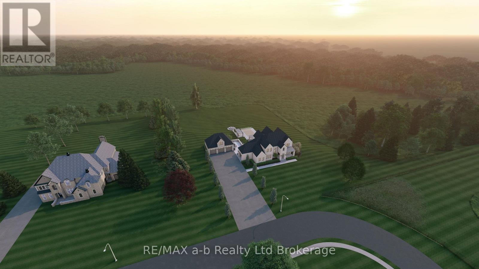 000 Deer Crescent Property Photo 1