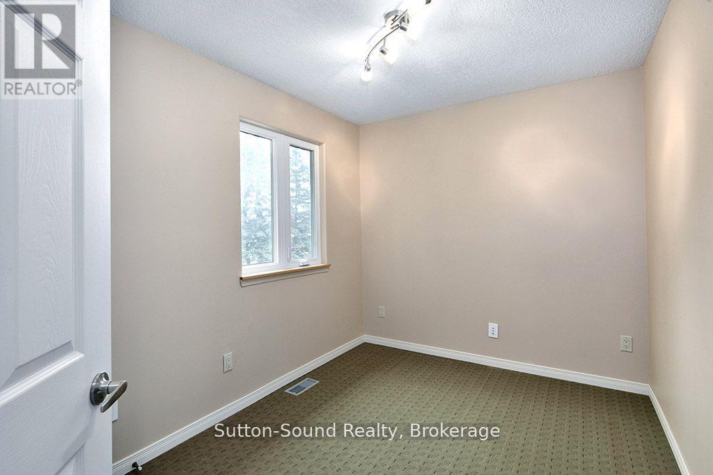 660 Main Street Property Photo 22