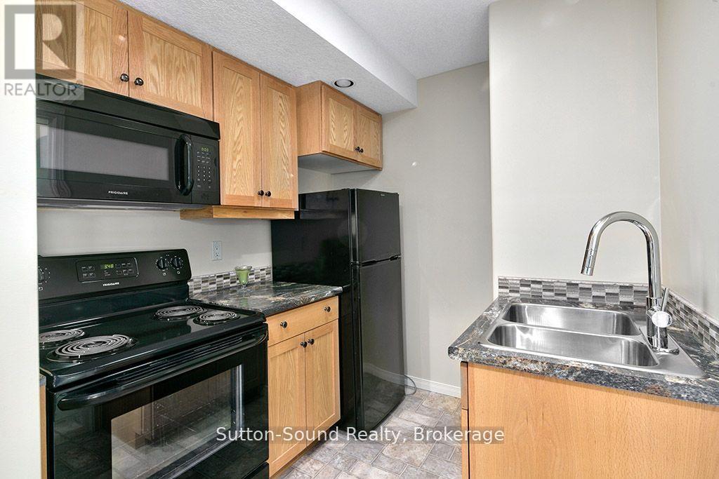 660 Main Street Property Photo 24