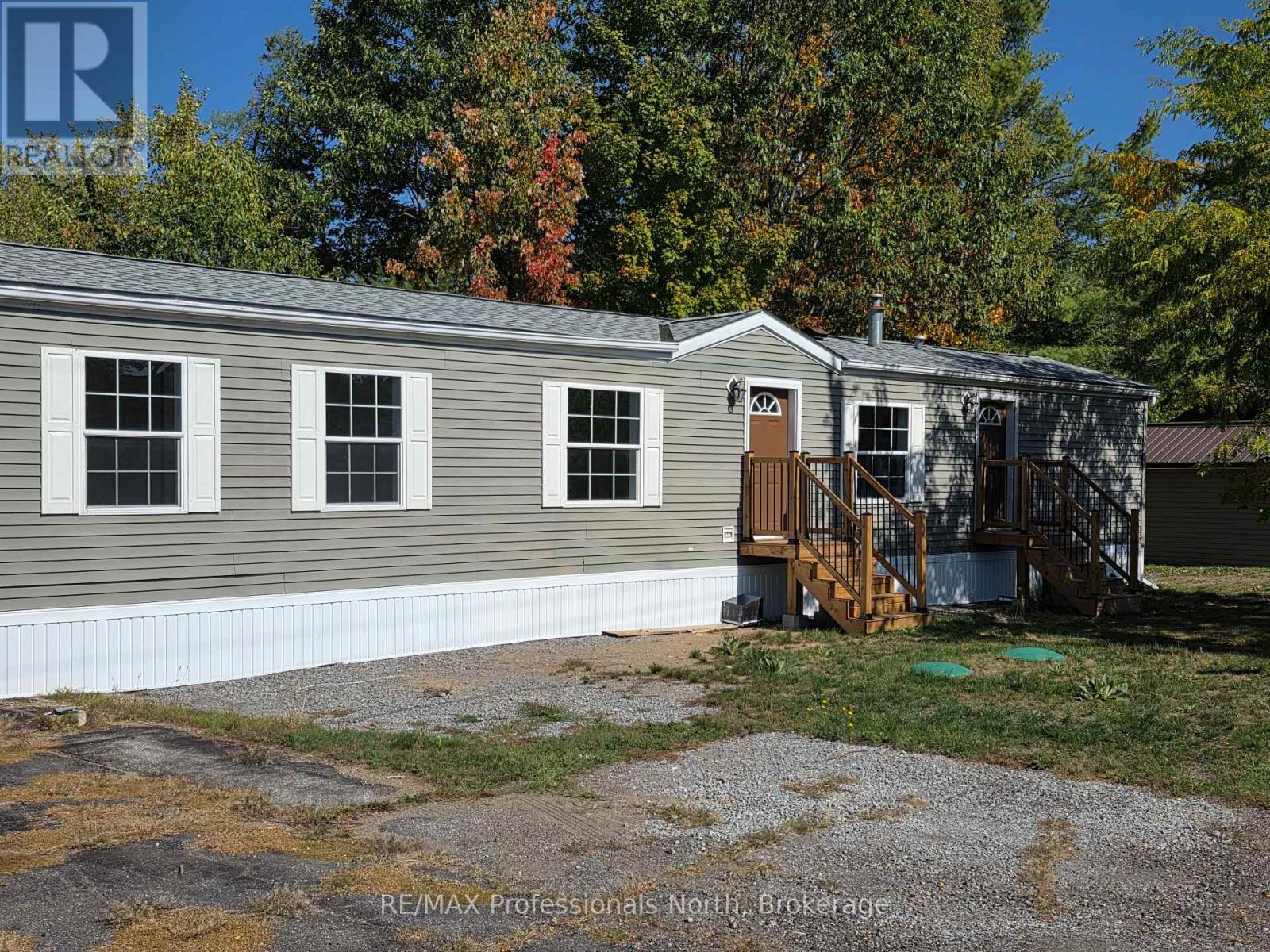 1013 Seventh Lane Property Photo 1