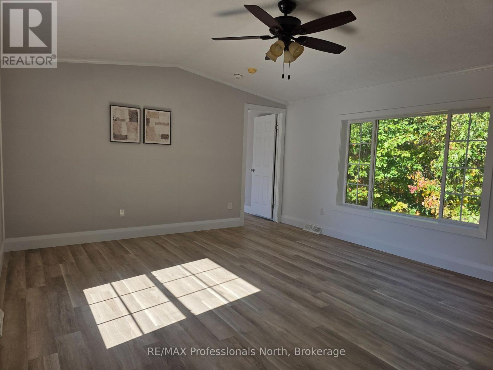 1013 Seventh Lane Property Photo 8