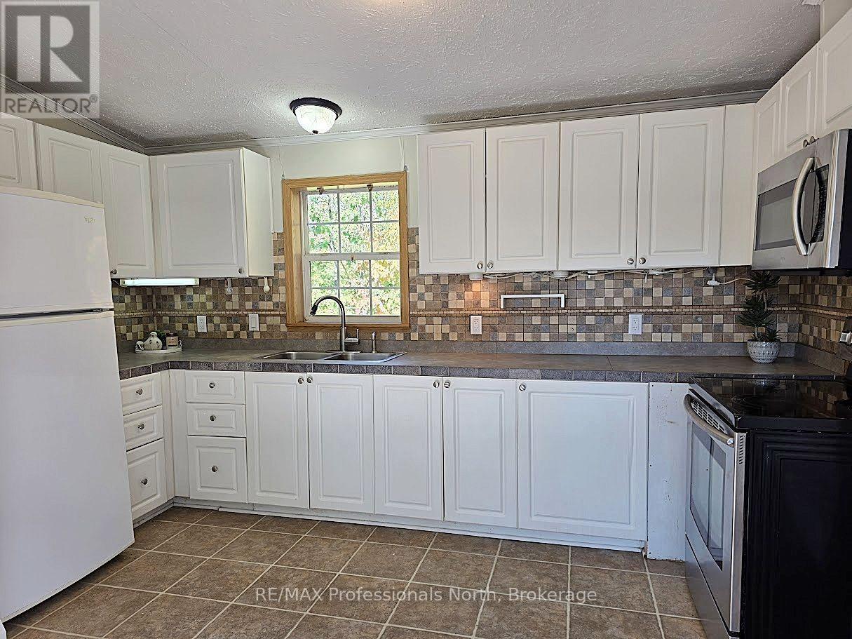 1013 Seventh Lane Property Photo 10