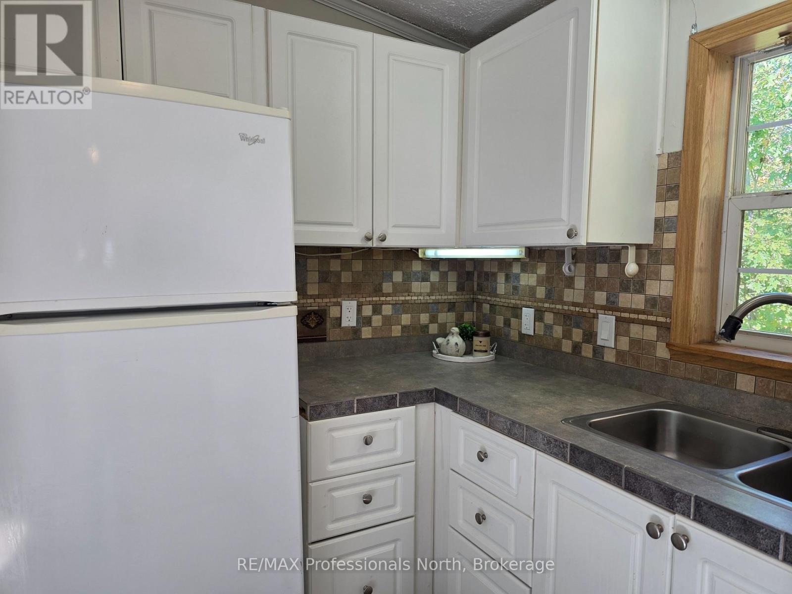1013 Seventh Lane Property Photo 13