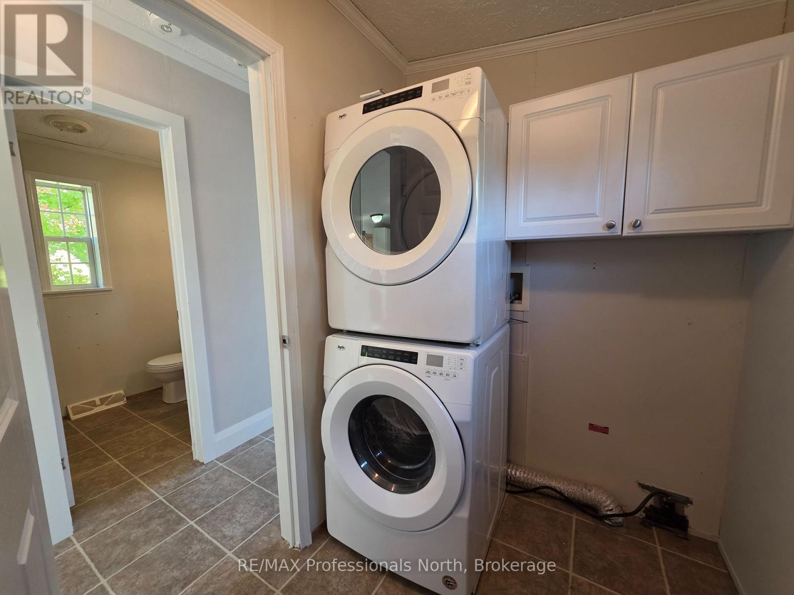 1013 Seventh Lane Property Photo 15