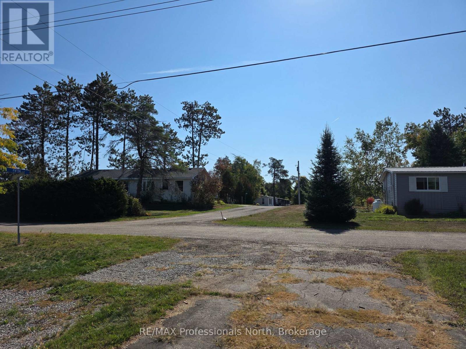 1013 Seventh Lane Property Photo 24