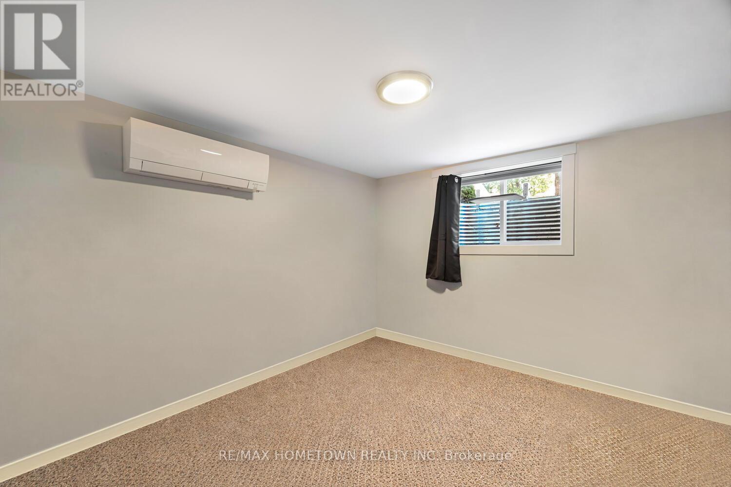 6 Maplewood Circle Property Photo 9
