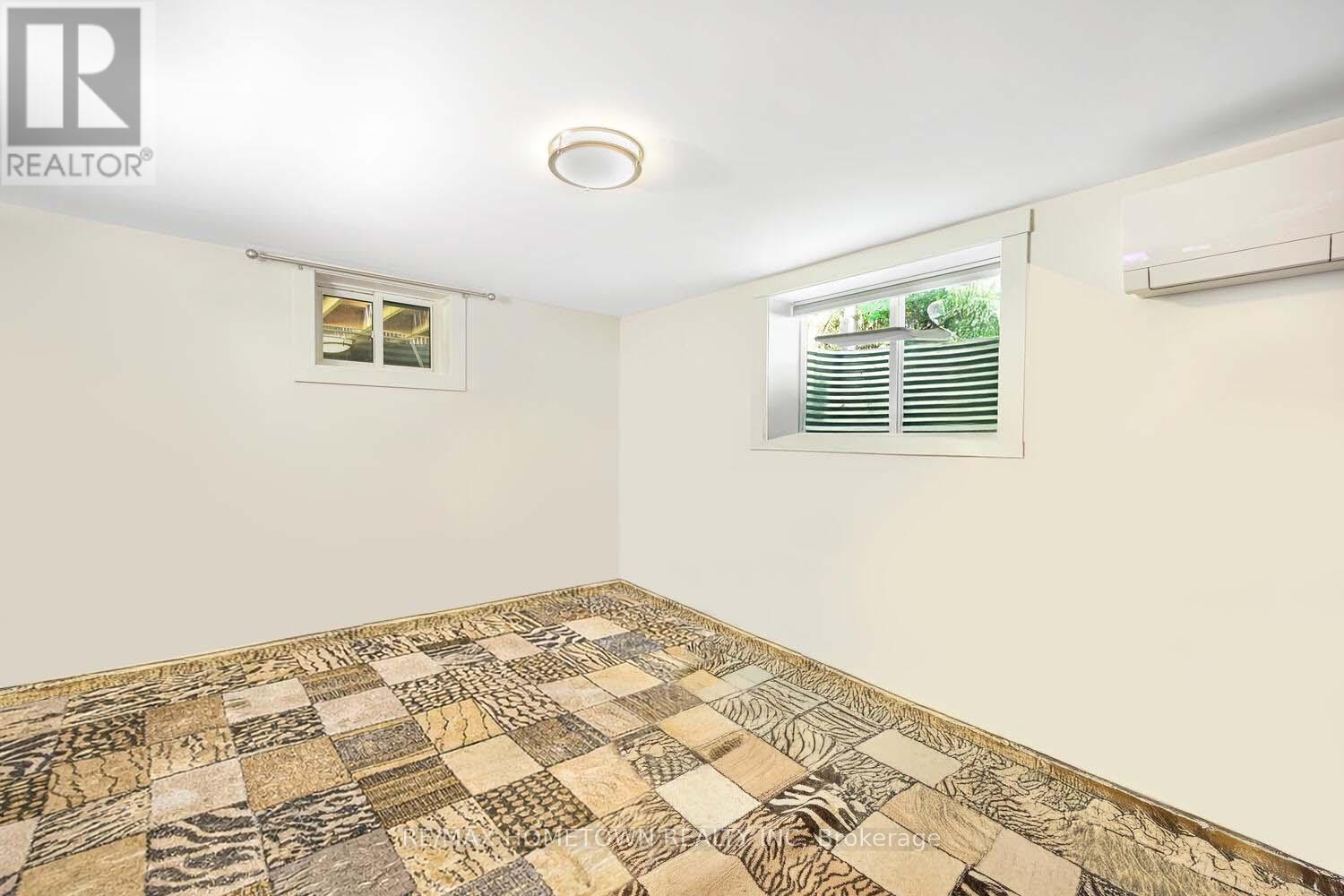 6 Maplewood Circle Property Photo 10