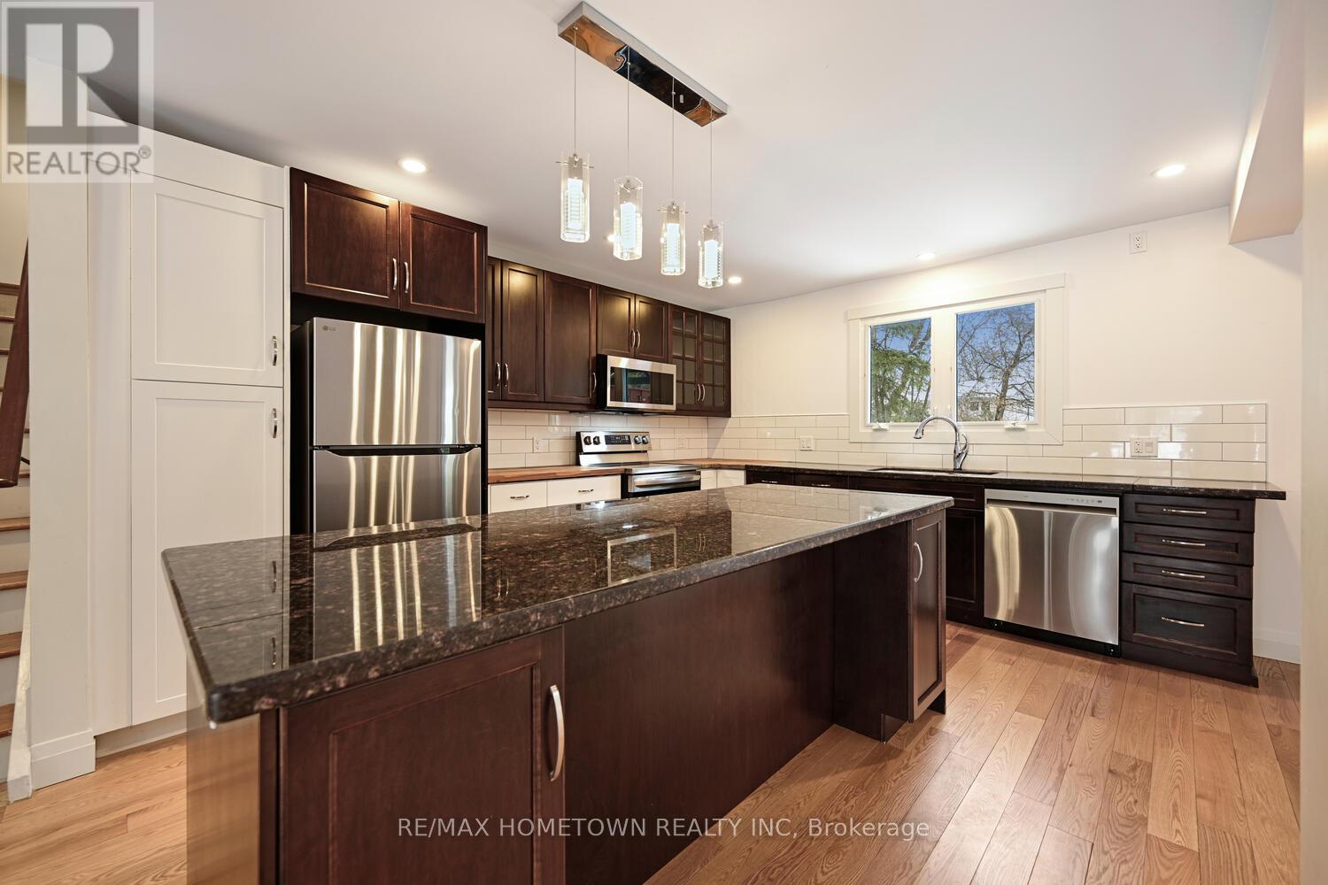 6 Maplewood Circle Property Photo 24