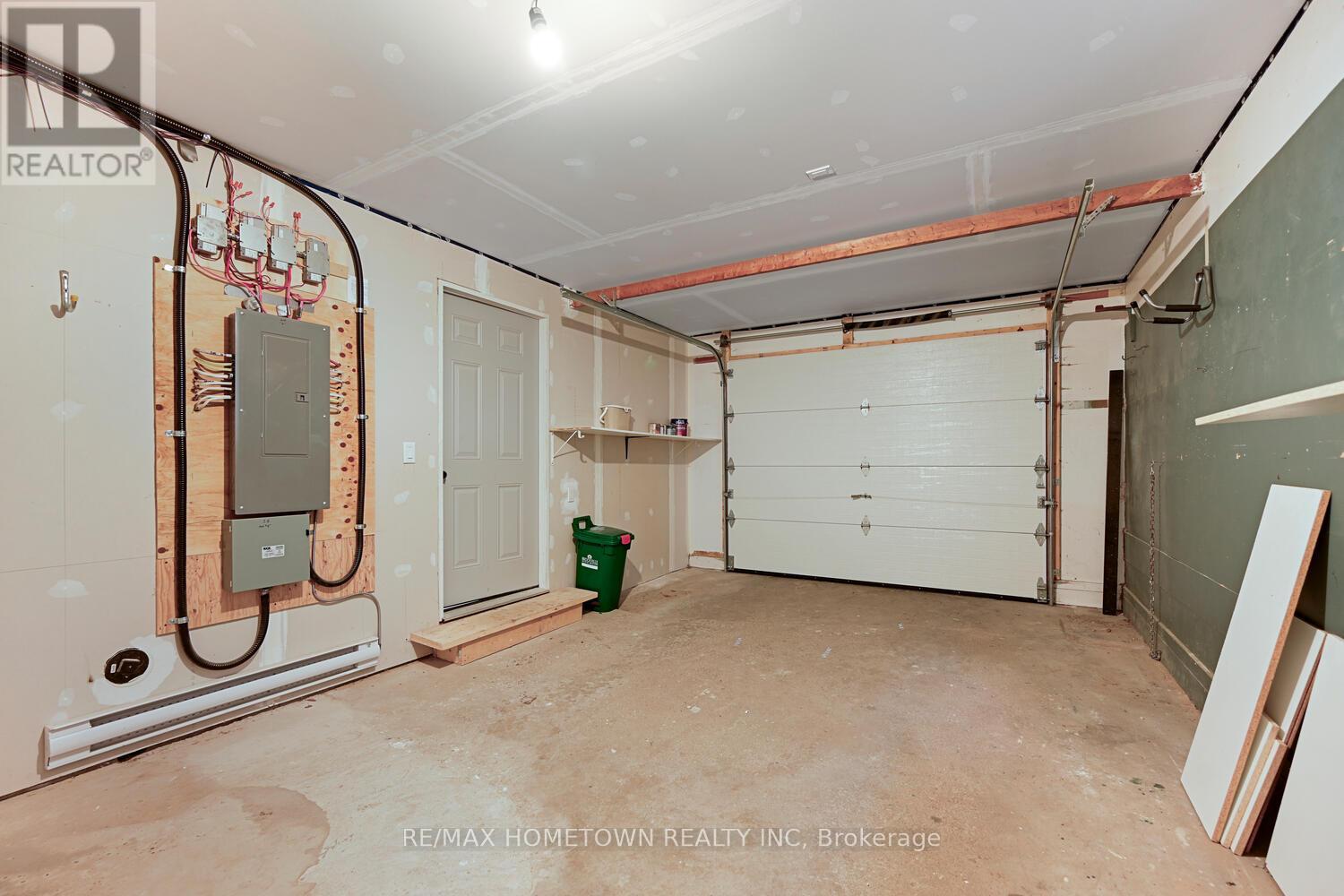 6 Maplewood Circle Property Photo 47